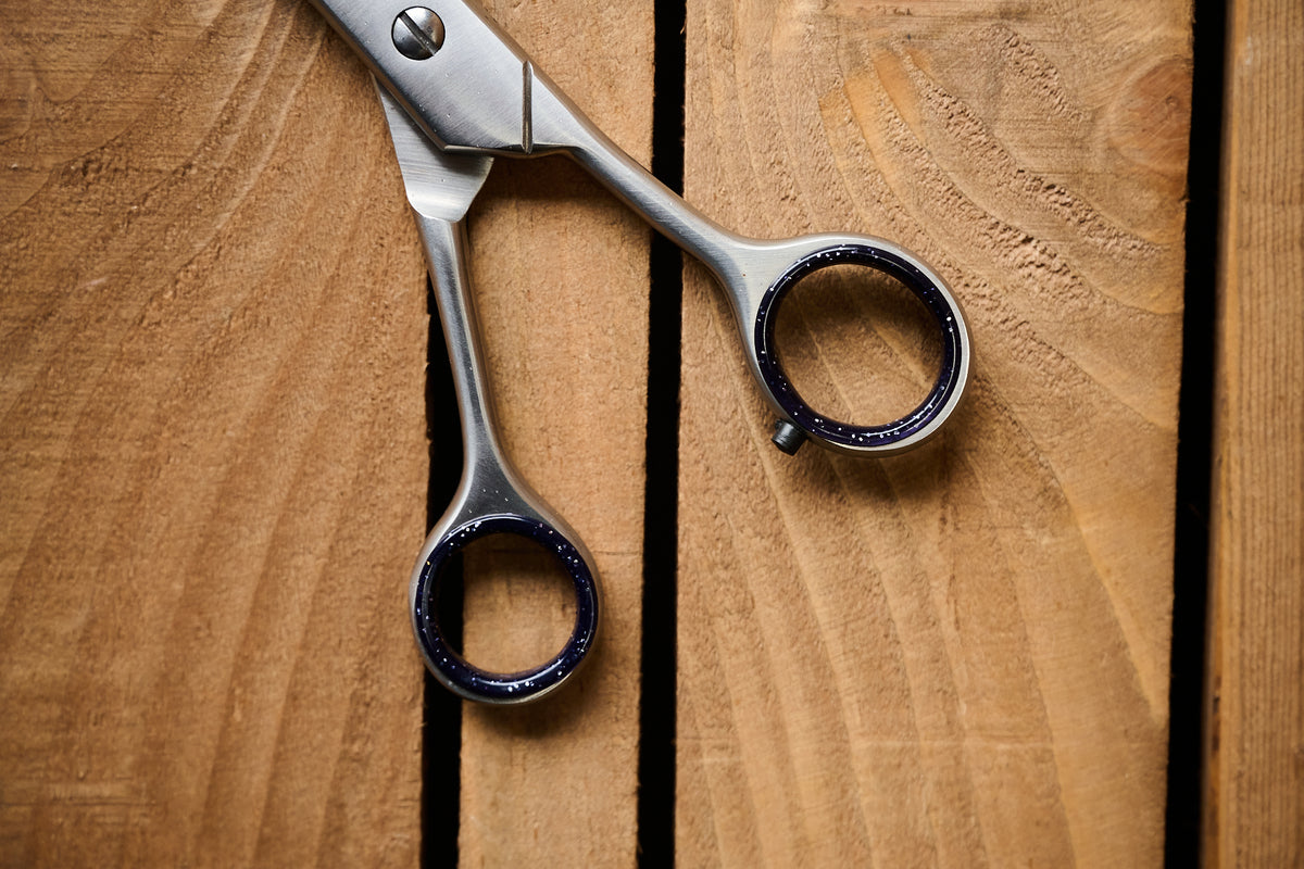 7.5"19cm Pointed Tail Scissors